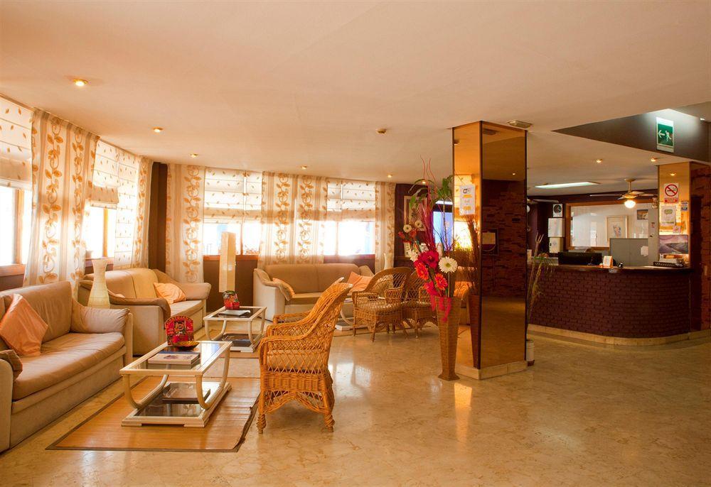 Palm Beach Club Apartamentos Carihuela Torremolinos Exterior foto